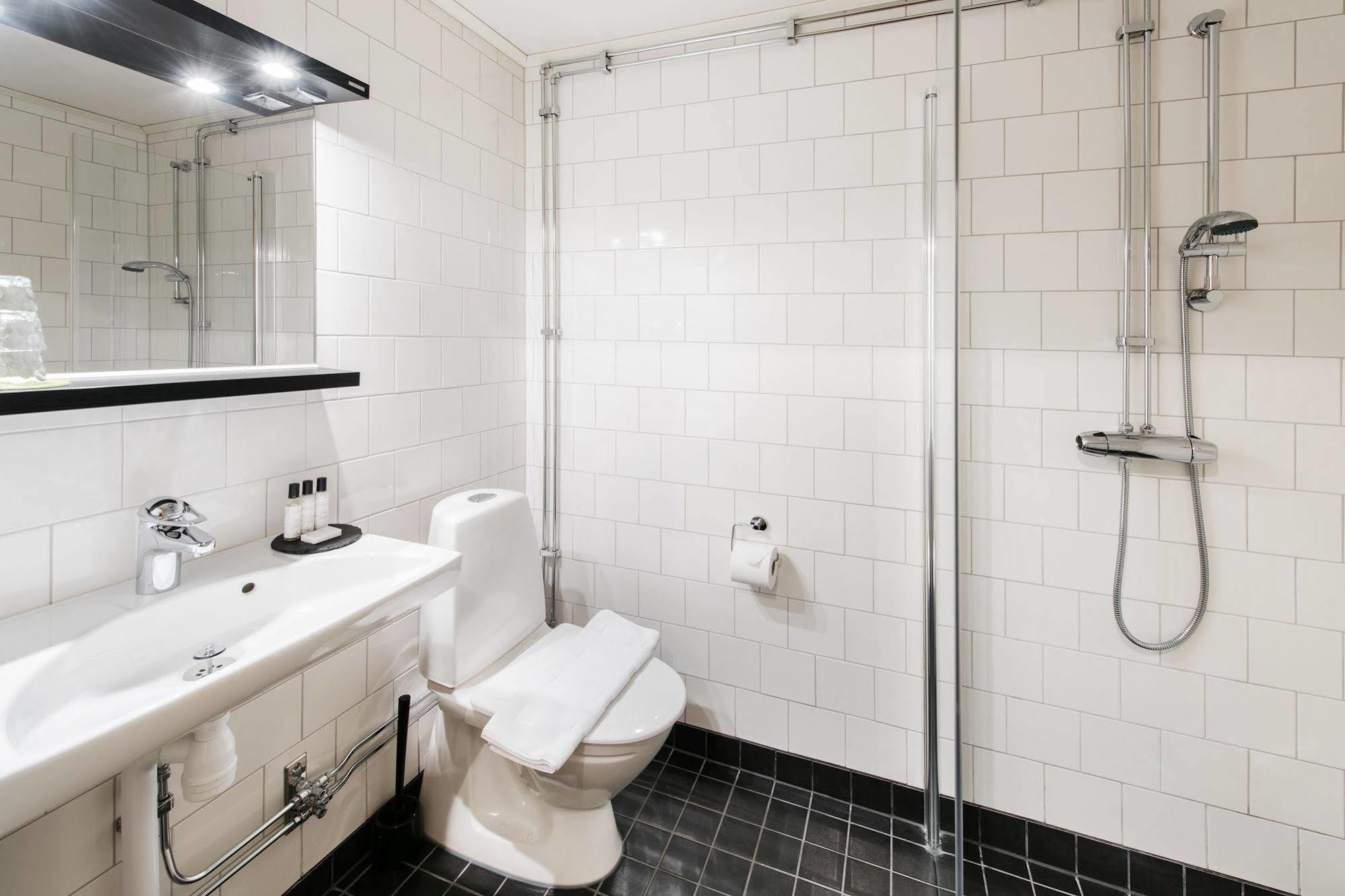 SPiS Hotell Naran Luleå Esterno foto